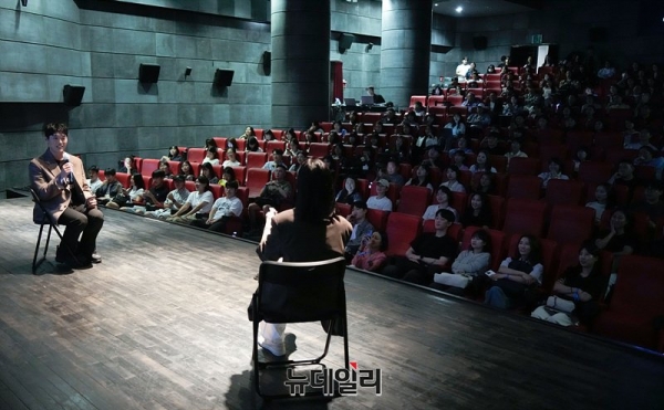 박지현 스튜디오닷 본부장(좌), 권혁수. ©서성진 기자