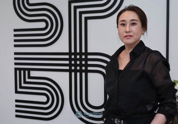 2025 스파이크스 아시아에서 이노베이션·크리에이티브 데이터 부문 심사위원장을 맡은 강지현 서비스플랜코리아 대표. ⓒ정상윤 기자